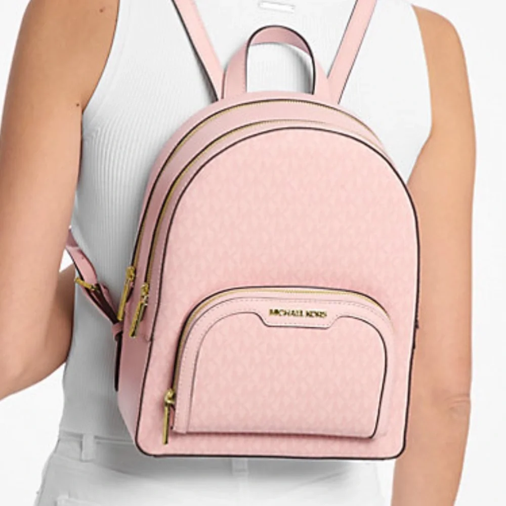 MICHAEL KORS Jaycee Medium Signature Logo Backpack
POWDER BLUSH
NWT - Picture 1 of 16